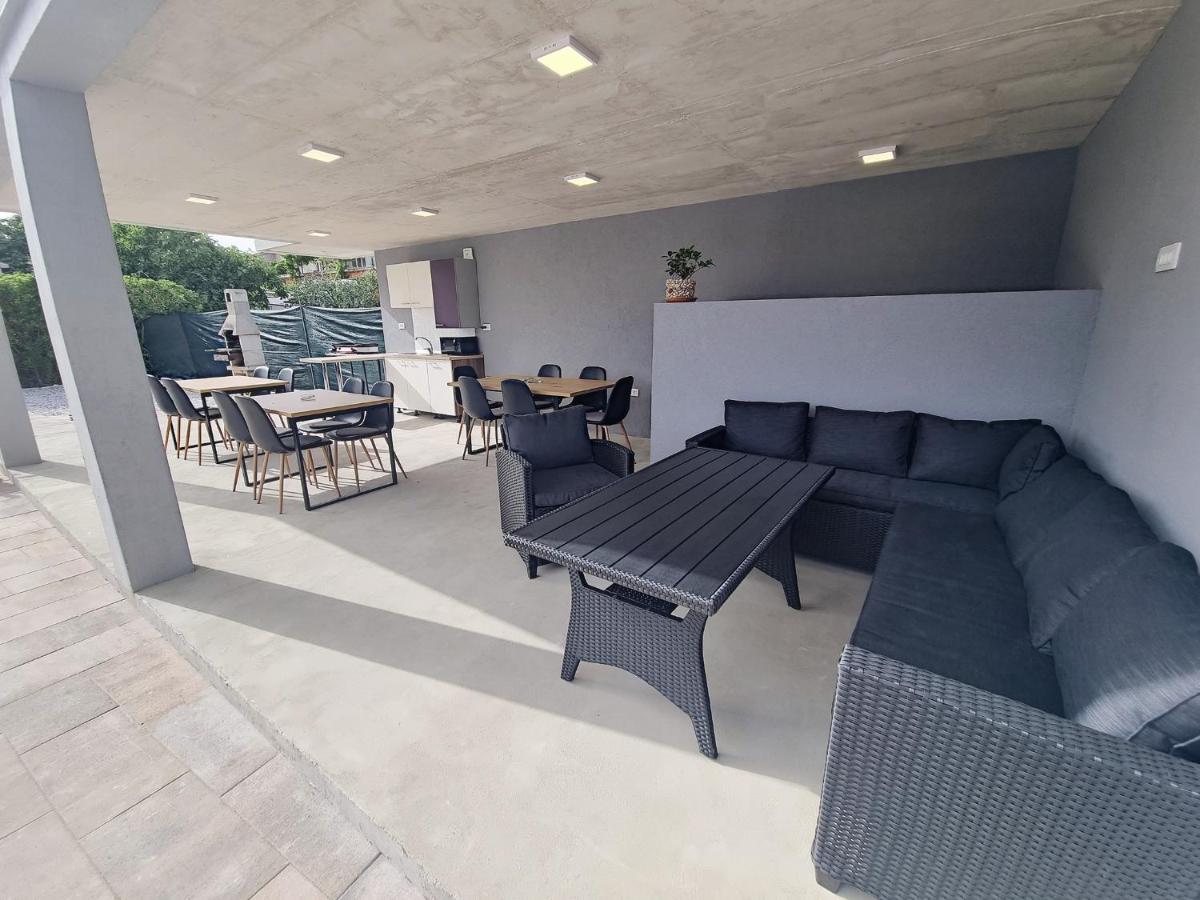 Apartman 2 Apartment Liznjan Ngoại thất bức ảnh